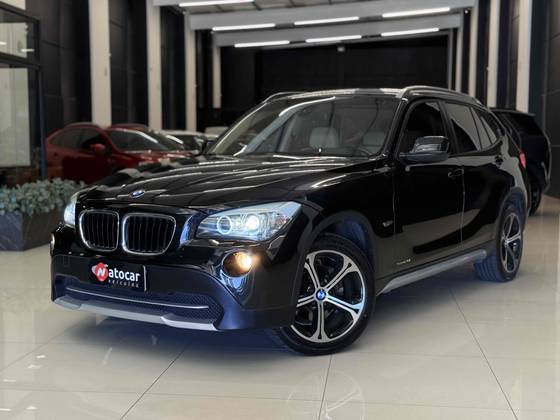 BMW X1 2.0 16V TURBO GASOLINA SDRIVE20I 4P AUTOMÁTICO BMW X1 2.0 16V TURBO GASOLINA SDRIVE20I 4P AUTOMÁTICO